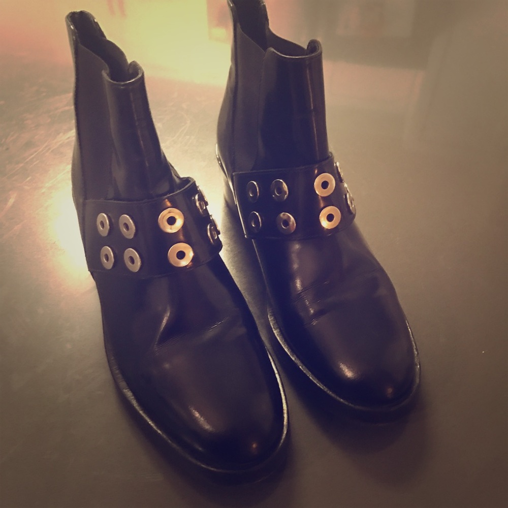 Boots for women
